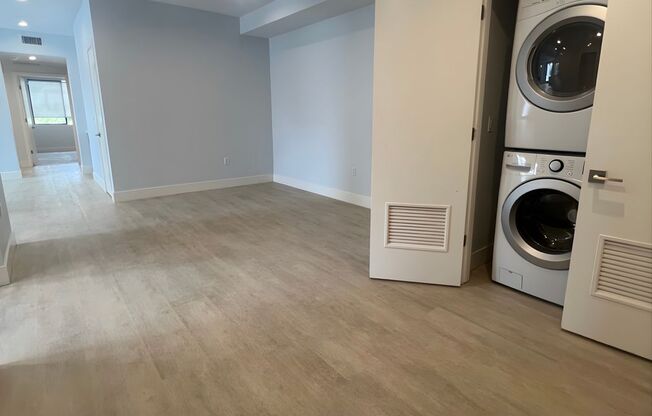 5955 Saturn St