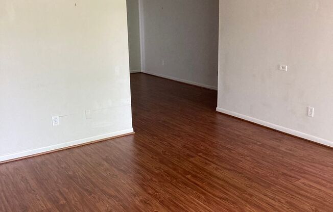 Great 2 Bed 1.5 Bath Home in Franklin!