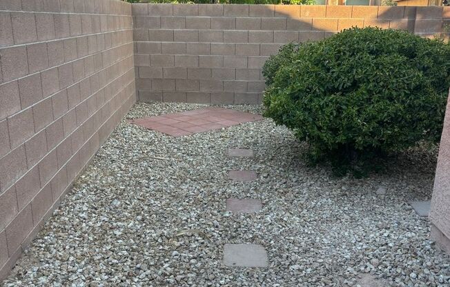 Wonderful single story rental in the heart of Summerlin