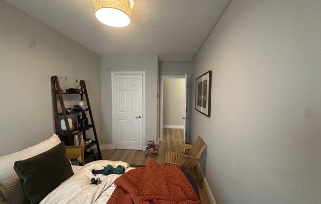 1 bed, 1 bath, $3,500, Unit 405