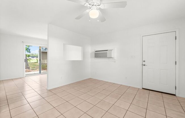 Studio, 1 bath, 480 sqft, $1,600, Unit Sunrise Circle B