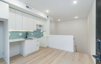 1 bed, 1 bath, 550 sqft, $1,395, Unit 2717-A