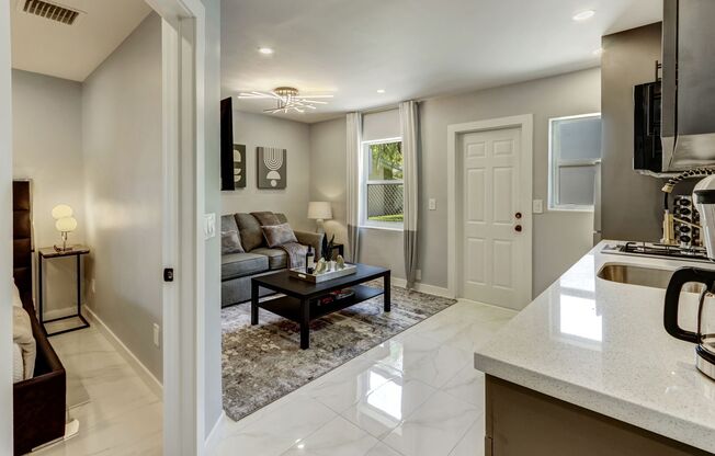 2302 Taylor St (Catalina's Properties)