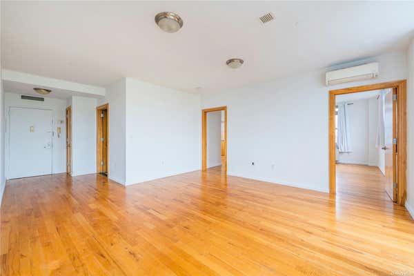 2 beds, 1 bath, 1,181 sqft, $2,800, Unit 5