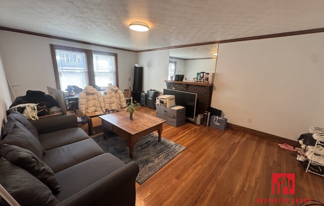 22 RADNOR RD
