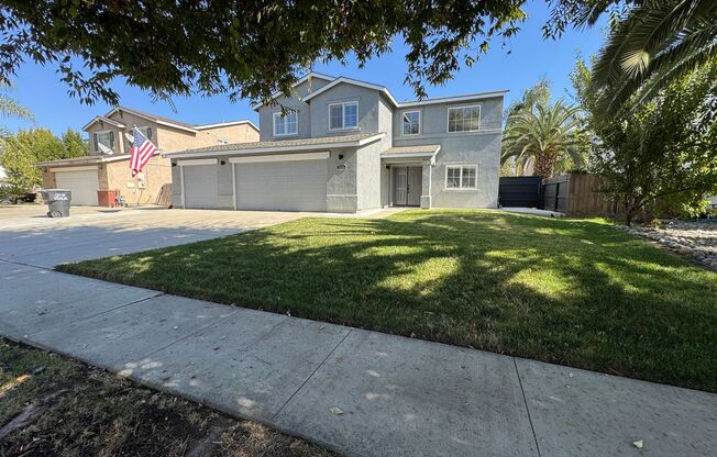 Lovely Home for rent in Visalia, Ca