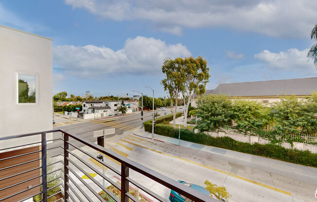 5500 W OLYMPIC BLVD