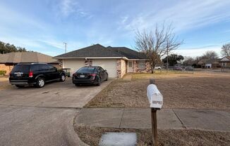 5413 - 5415 Brookhollow Drive