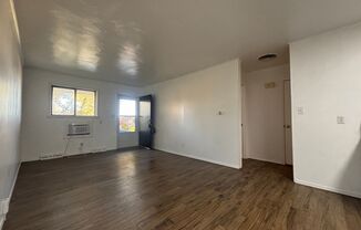 1 bed, 1 bath, $695