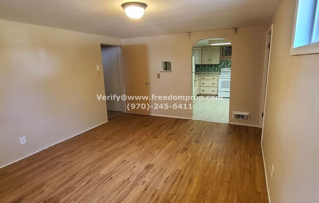 1 bed, 1 bath, $895, Unit B