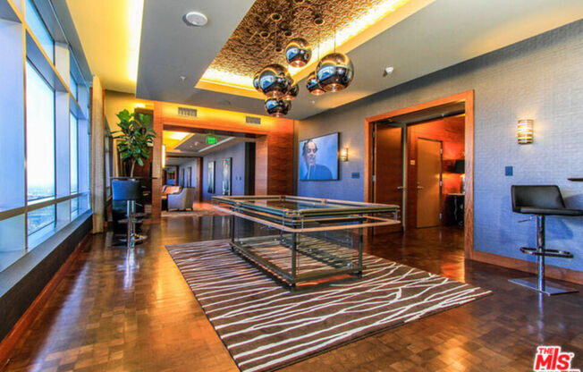 1 bed, 1.5 baths, 1,020 sqft, $5,500, Unit 31F