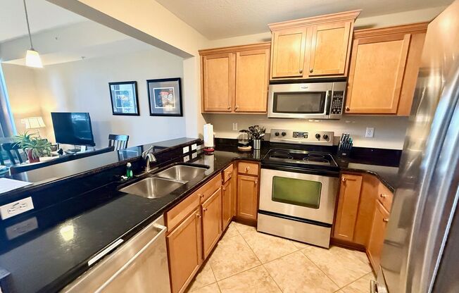 Waterfront townhome in Little Harbor