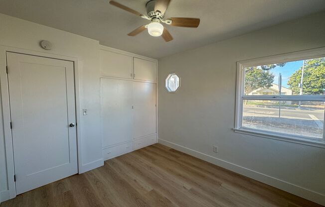 2 beds, 1 bath, $2,400