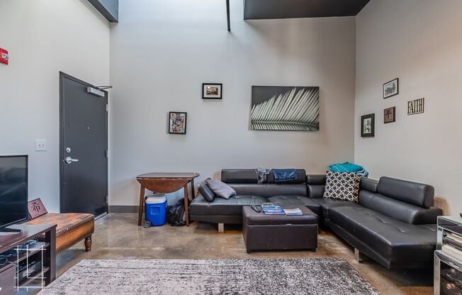 1 bed, 1 bath, $1,495, Unit 727 N. 4th St. Apt. 202