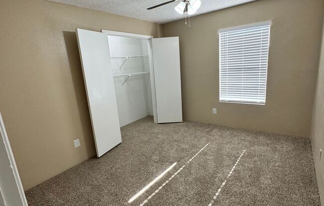 2 beds, 2 baths, 800 sqft, $925, Unit 102