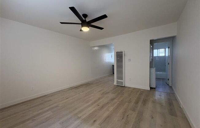 Studio, 1 bath, 900 sqft, $2,195, Unit 2727 Abbot Kinney Apt 1