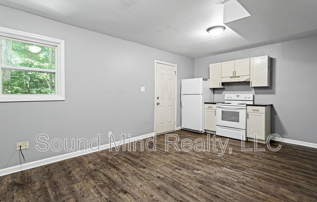 3112 BERRY CT