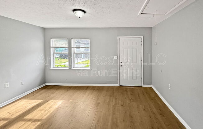 248 ROSSER ST SW