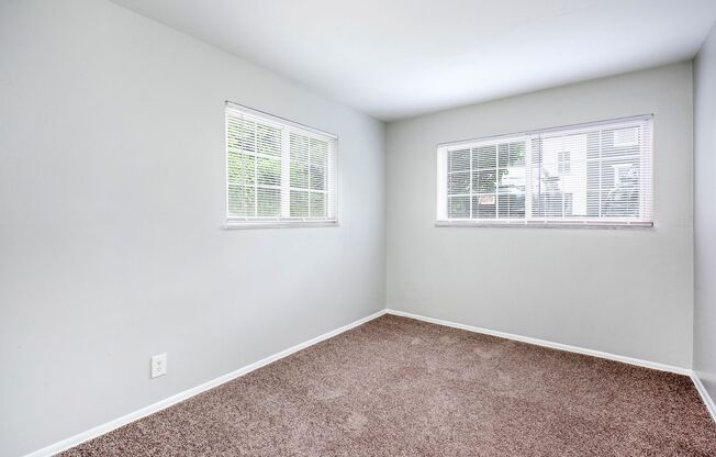 2 beds, 1 bath, 685 sqft, $1,075