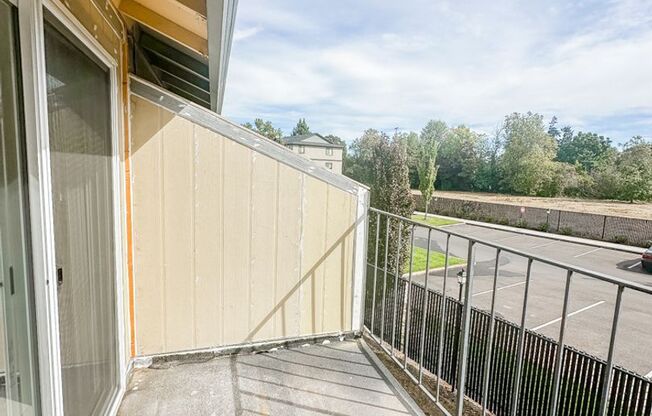 2 beds, 1 bath, 788 sqft, $1,300, Unit 1899F