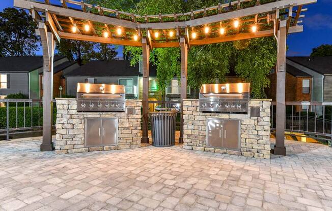 Evening Grill Station at Waterford Place, Louisville, KY, 40207