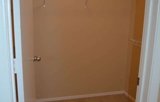2 beds, 2.5 baths, $2,200, Unit # 2133