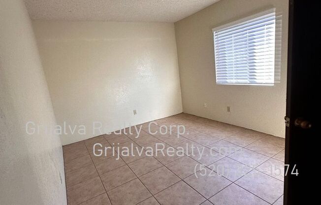 2 beds, 1 bath, 800 sqft, $950, Unit 3529 - J