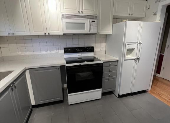 2 beds, 1 bath, 1,025 sqft, $1,850