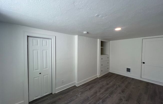 1 bed, 1 bath, $1,250, Unit Unit 3