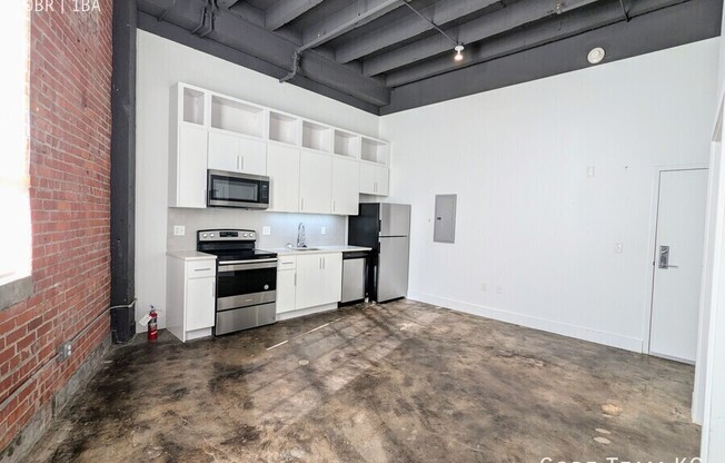 3200 Gillham Rd