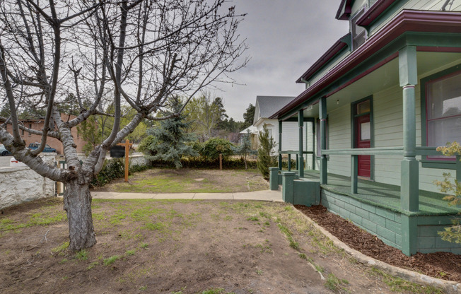 RR262 - 114 N. Willow Street
