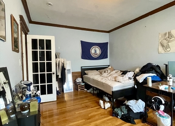 12 GREENWAY CT