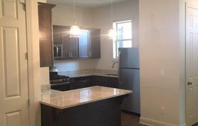 2 beds, 2 baths, 1,100 sqft, $1,500, Unit 115