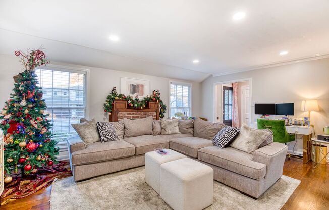 6212 Martel Ave 4BR 3BA