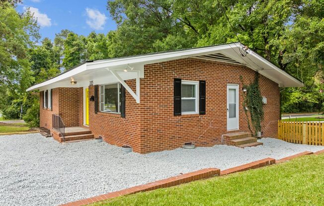 Comfortable 3BR Durham Home with Easy Access to Duke & Downtown!