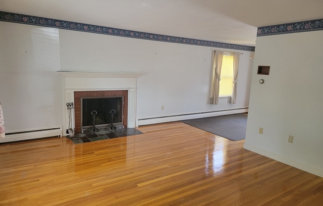 23 HULL ST