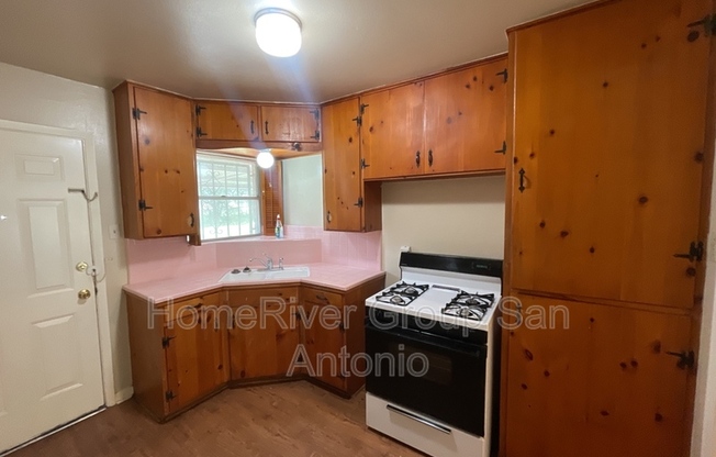 234 SUNNYLAND DR