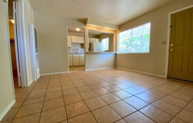 Spacious/Adorable N. Sac 2/2!  Please read entire ad for viewing requirements!