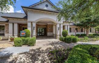 the preserve at cardinal heights apartments leasing office entrance at The Vista on Brodie, Texas