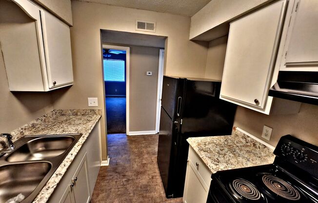 2 beds, 1.5 baths, 1,200 sqft, $900, Unit Apt 601