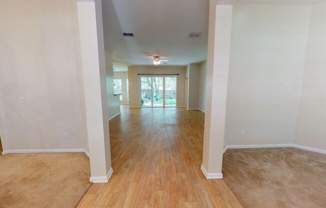 Spacious 5 bedroom, 4 bathroom home for rent in the Greenfield community in St Johns county!