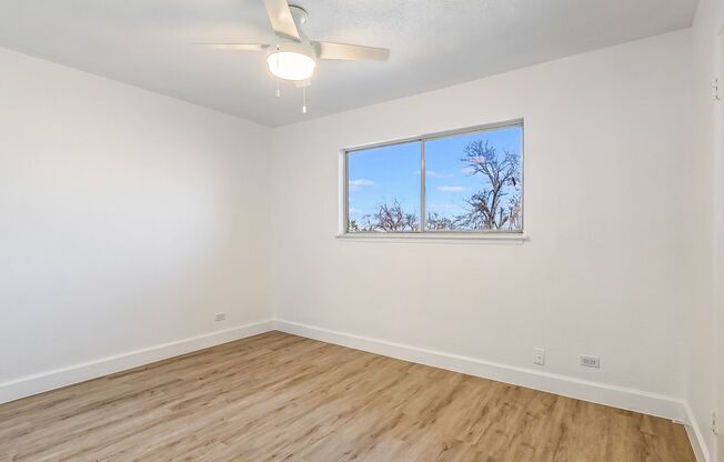 2 beds, 1.5 baths, 1,042 sqft, $1,450, Unit 119
