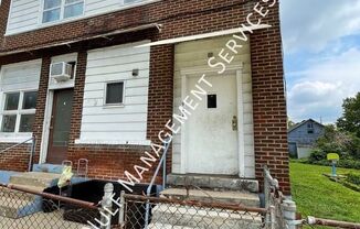 922 Hober Ave