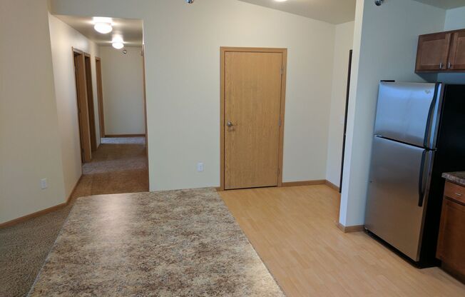 3 beds, 2 baths, 1,170 sqft, $1,380, Unit 5160-311