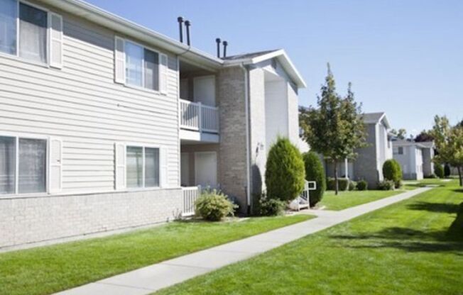 2 beds, 1.5 baths, 1,100 sqft, $1,299, Unit 4064 12