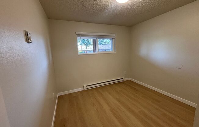 2 beds, 1 bath, 845 sqft, $1,625, Unit 28