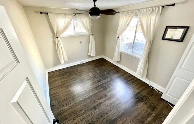 Sunny 5 bed, 3 bath S. Boulder Abode - Available December 15th!