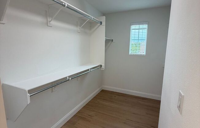 4 beds, 3 baths, $2,295