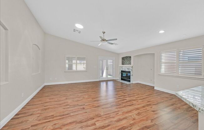 Beautiful Single-Story 3 Bedroom Home in The Vistas at Summerlin!