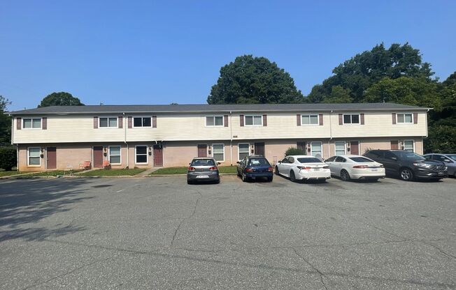 Rowan Street Apartments